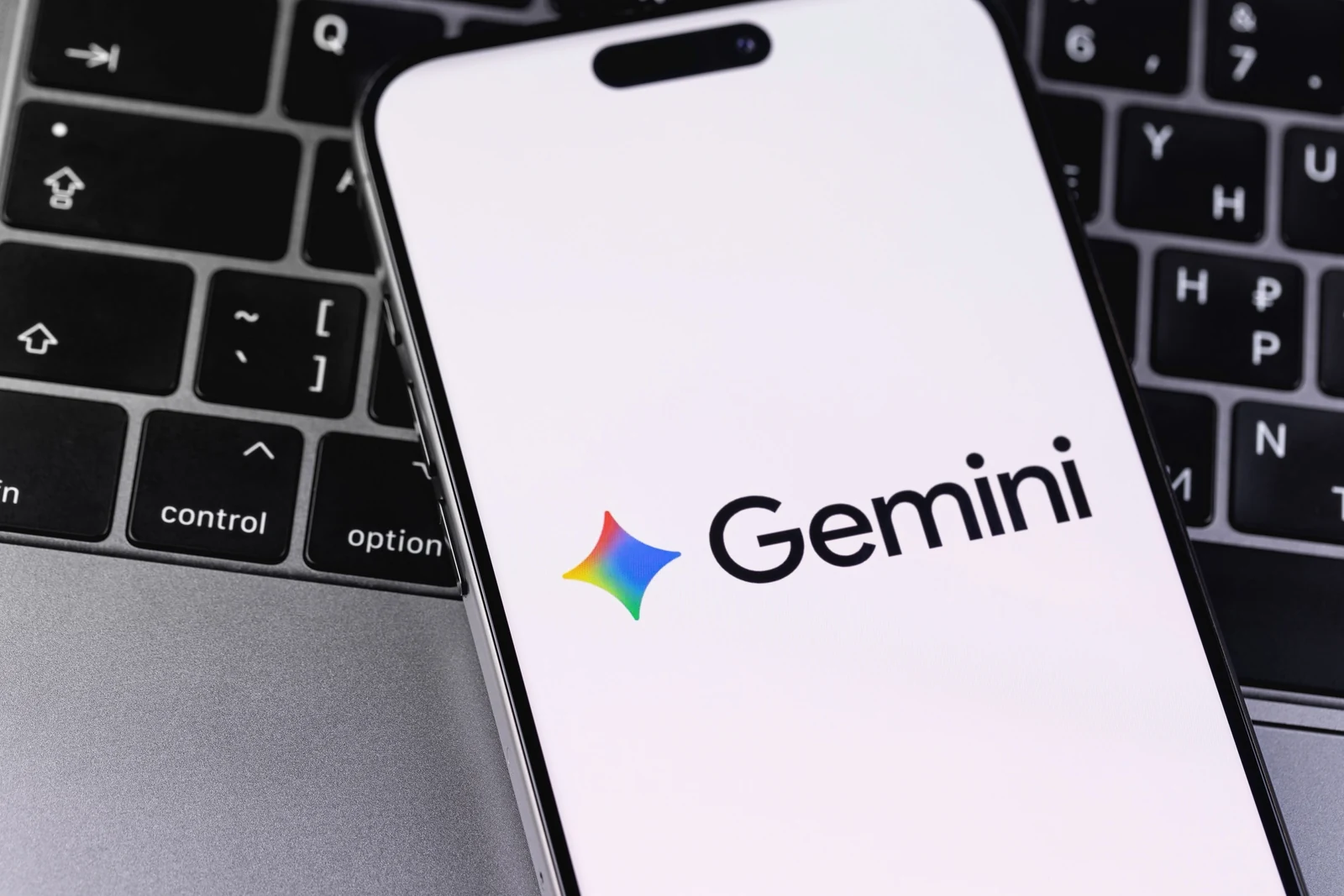 Des publicités dans Gemini ? Google rassure... mais des documents internes disent tout le contraire