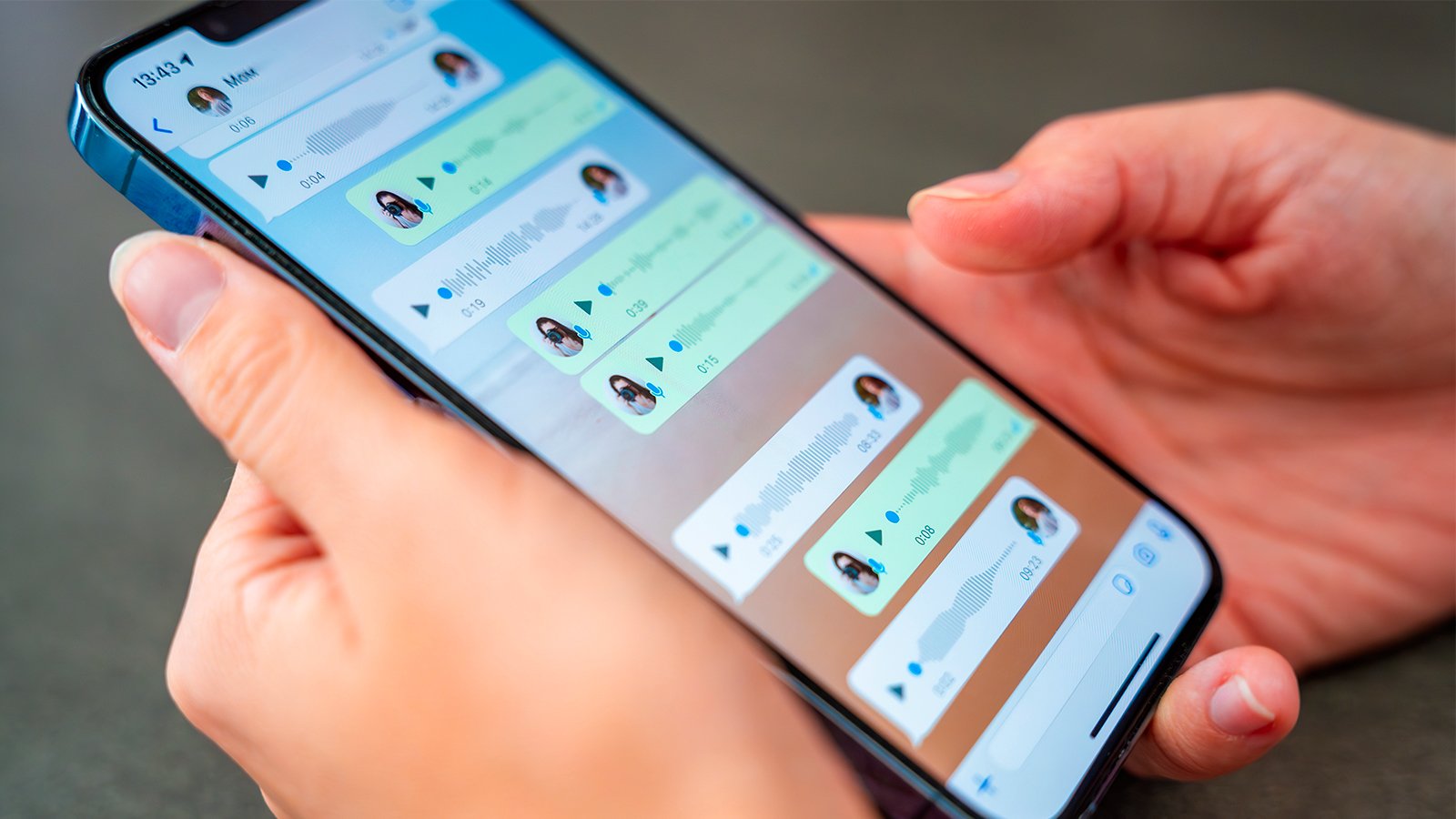 Les échanges avec l’IA peuvent servir à l’entraîner, y compris chez Meta ©Shutterstock