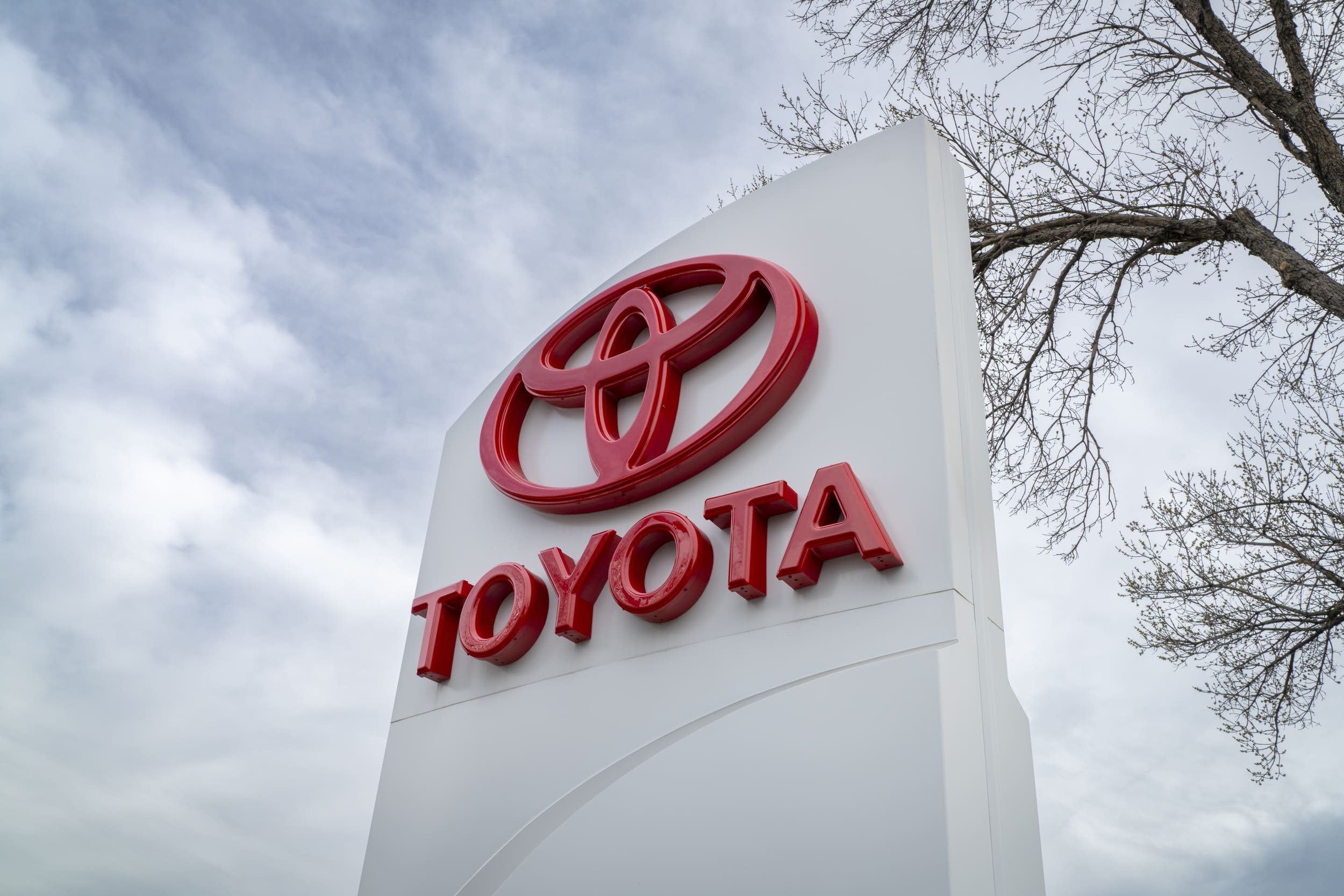Toyota dit pouvoir accélérer sa conception automobile de 20 fois grâce à l'intelligence artificielle et à l'informatique quantique. © marekuliasz / Shutterstock