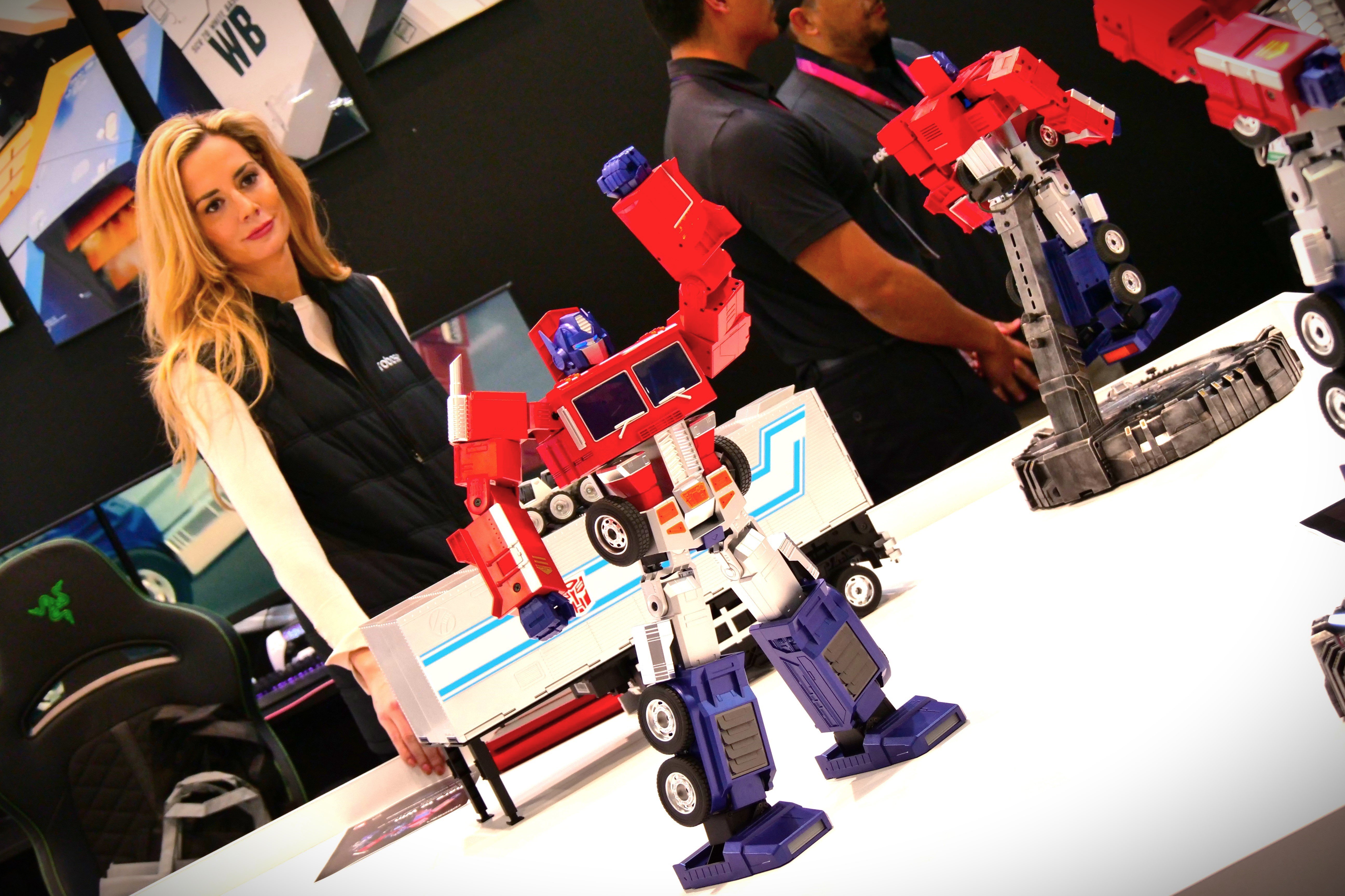 Le robot Optimus Prime a fait fureur au CES (© Alexandre Boero pour Clubic)