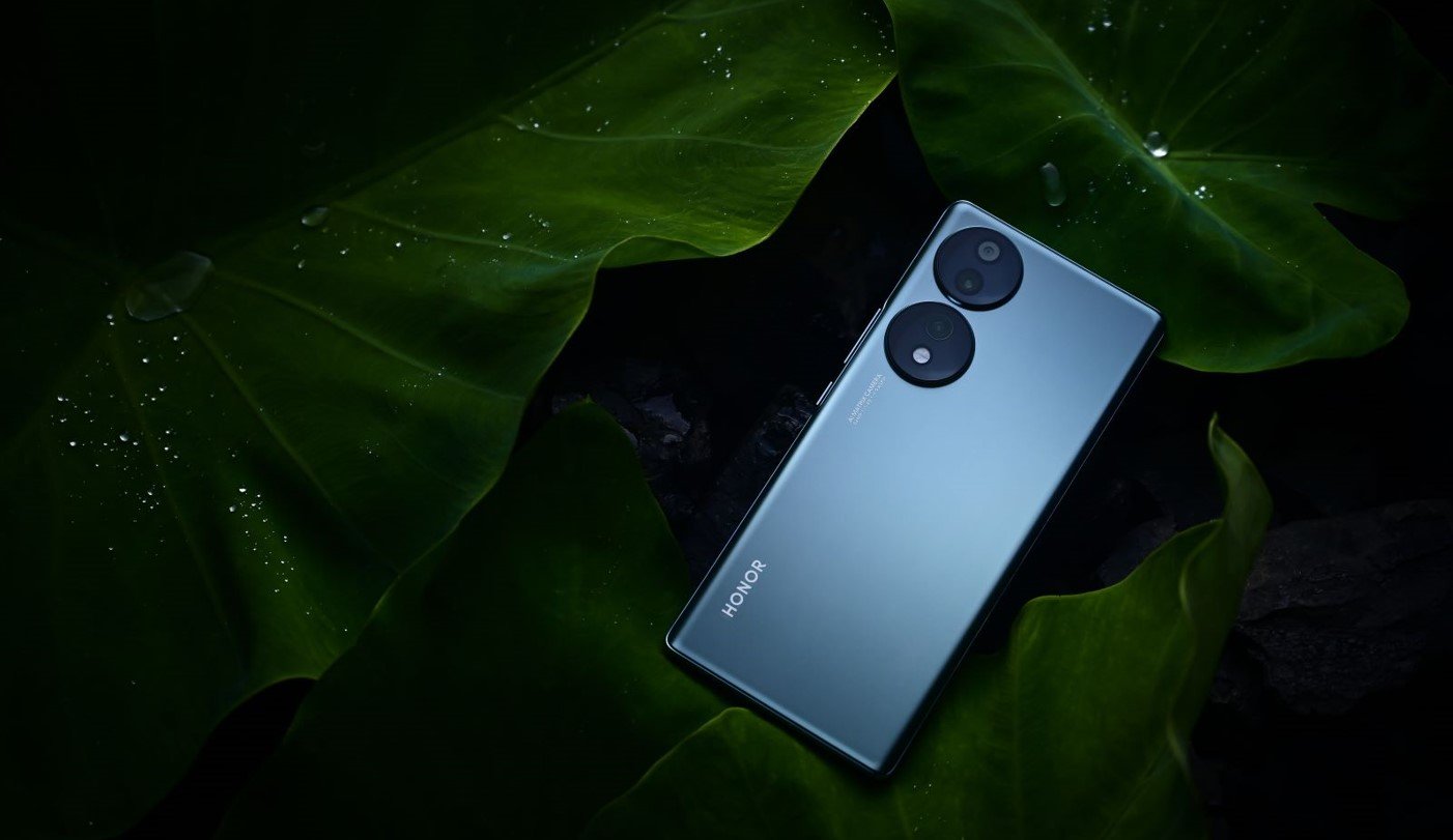 Honor 70 vert resize