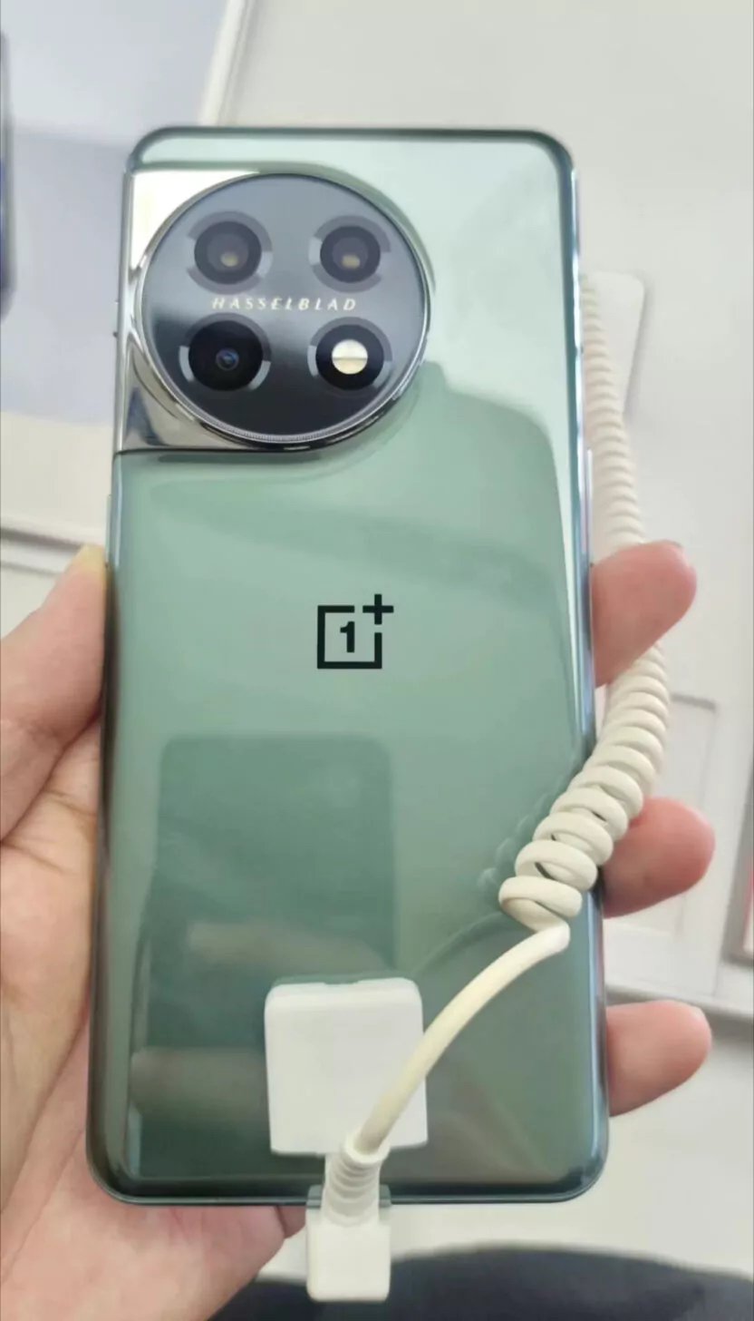 OnePlus 11