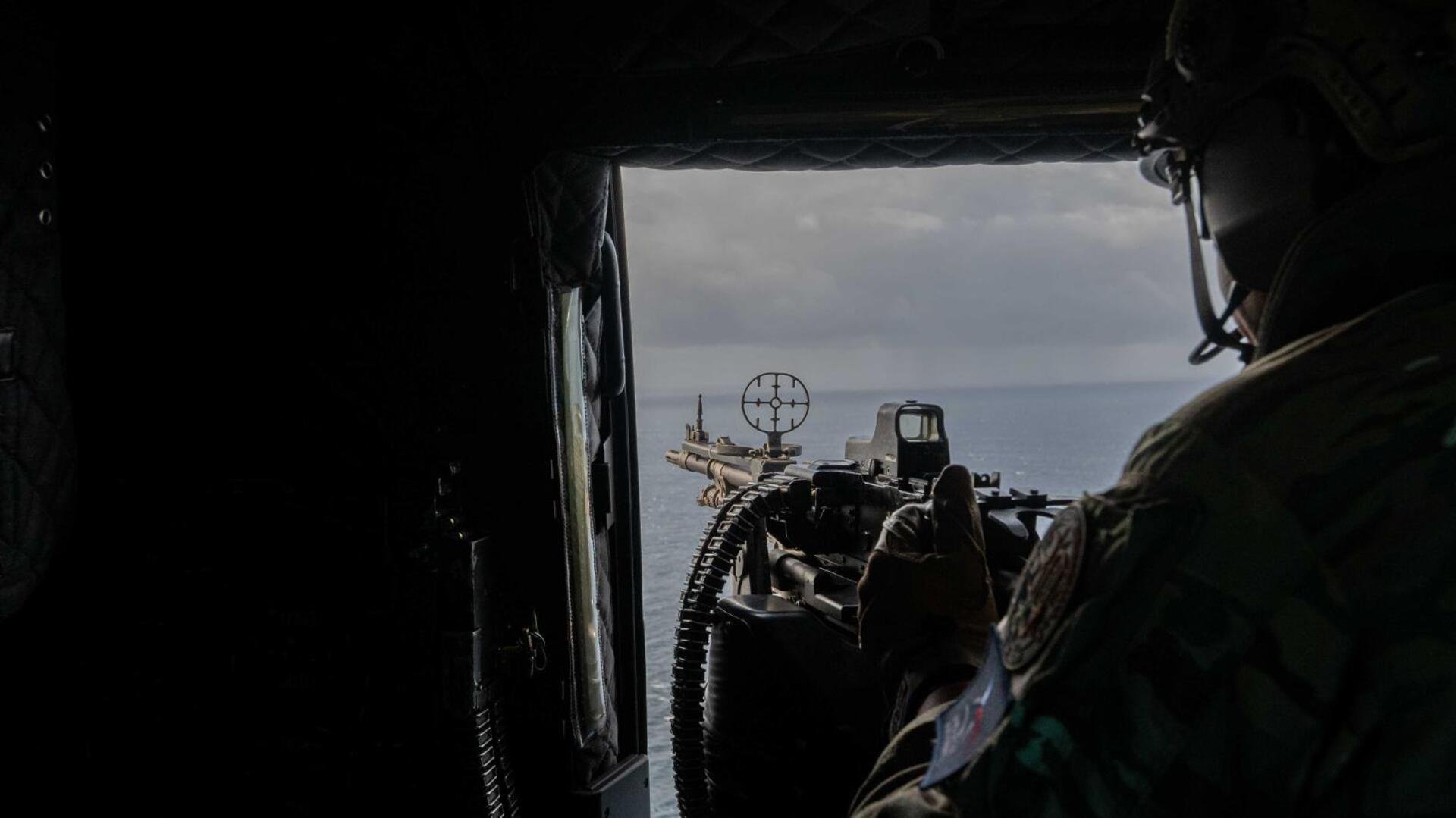 La mitrailleuse MAG58 était à bord du Caracal pour des tirs d’expérimentation. © armée de l'Air et de l'Espace
