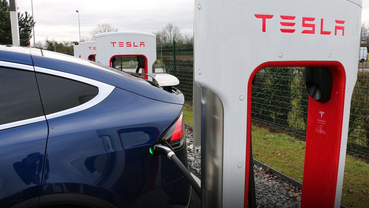 Tesla chargeur © Clubic