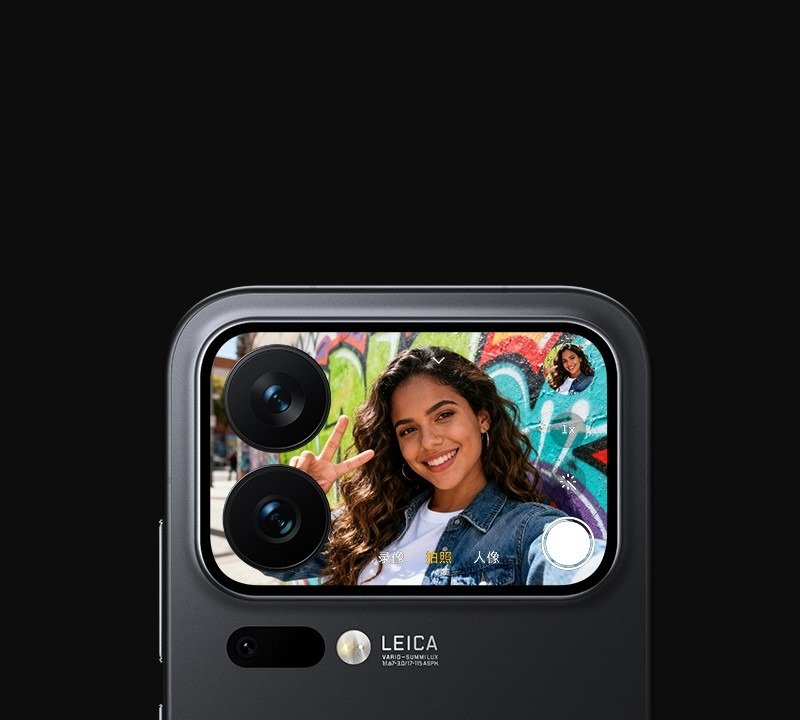 L'écran arrière peut servir de retour pour vos selfies. © Xiaomi