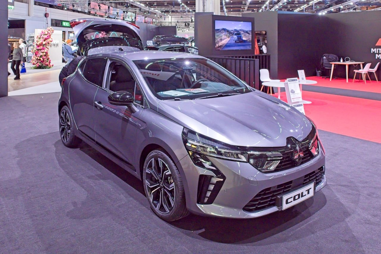 La future Colt ressemblera-t-elle à sa grande soeur  1.0 MPI-T Intense MT ? - ©Raimo Bergroth / Shutterstock