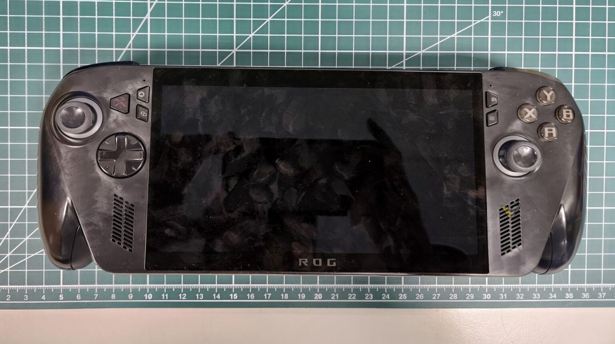 ROG ALLY 2 « Xbox Edition » ? - © FCC