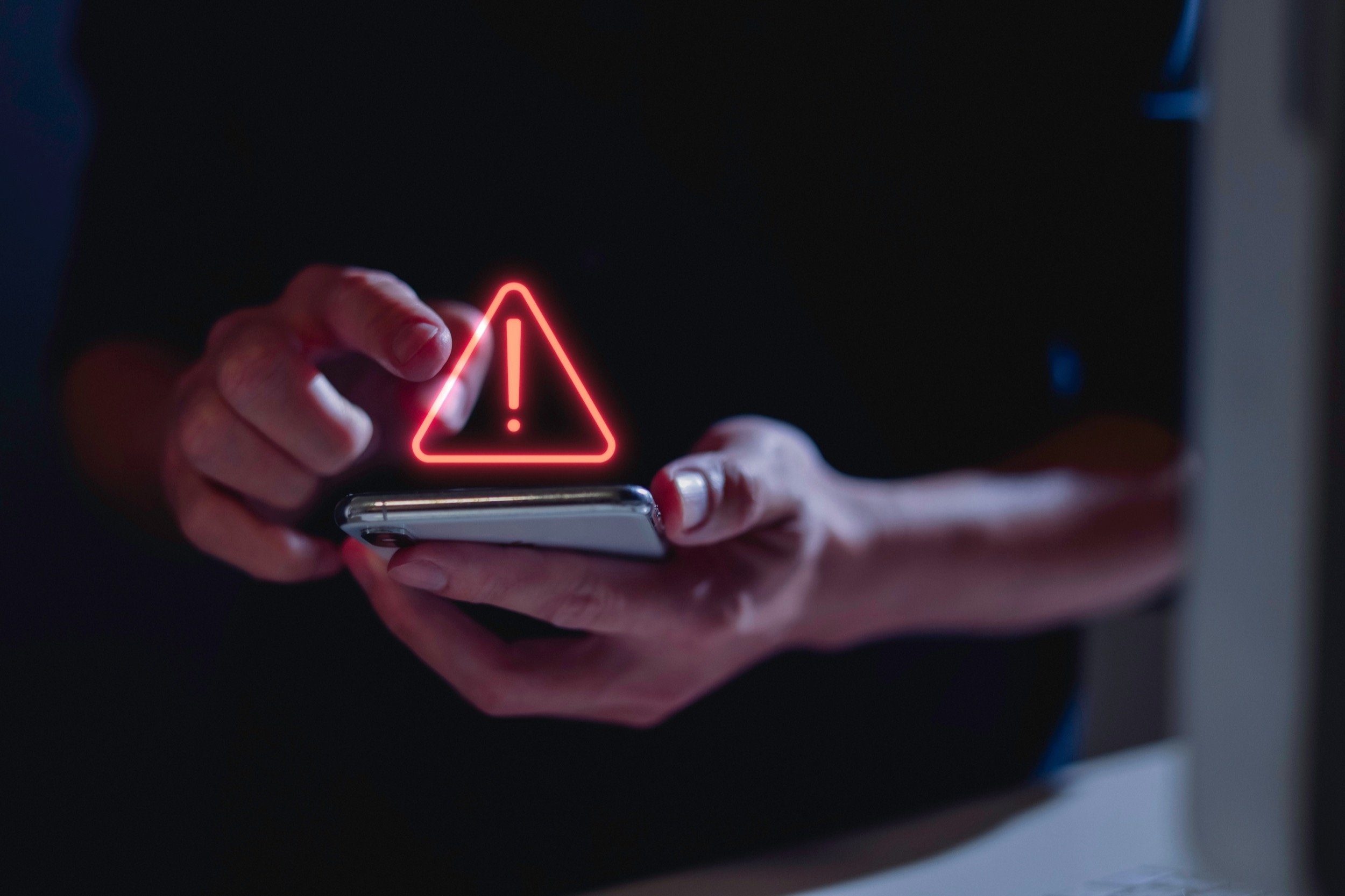 Le spyware Graphite exploitait une faille zero-day et zero-click, piégeant les victimes sans qu'elles ne puissent rien y faire © Smallroombigdream / Shutterstock