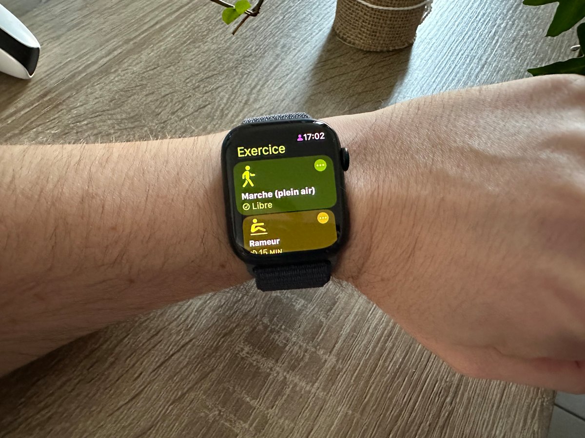 Aucune nouveauté pour le sport avec l'Apple Watch Series 9 © Mathieu Grumiaux pour Clubic