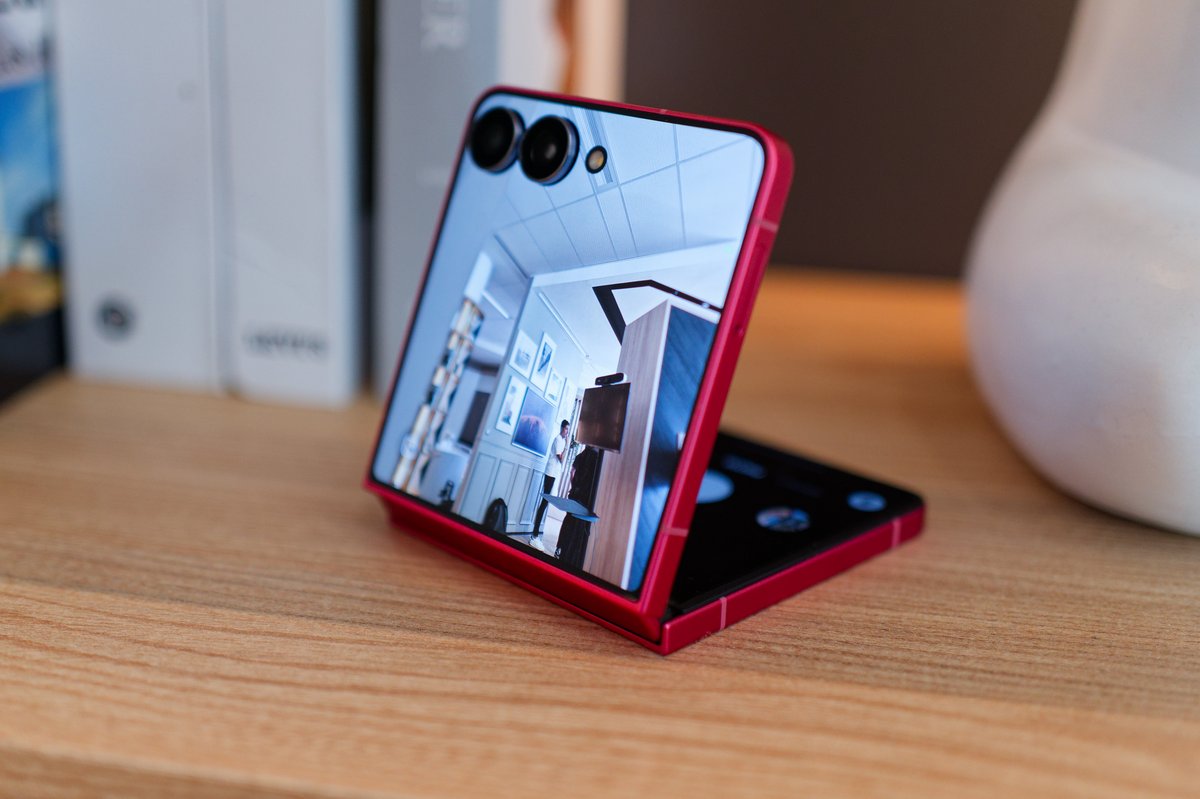 Samsung Galaxy Z Flip 7  © Marc Mitrani pour Clubic