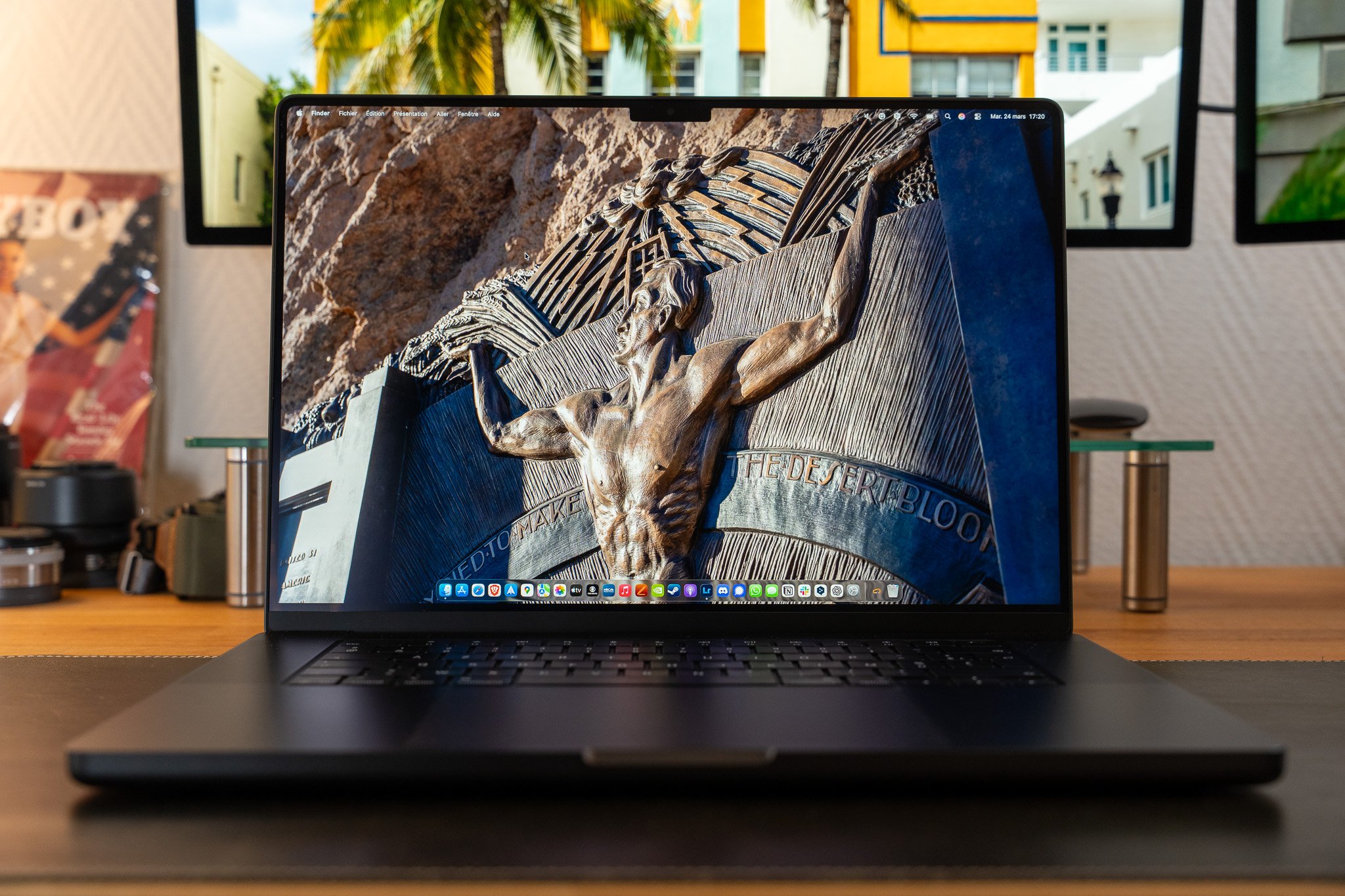 Un MacBook Pro 16 M5 Pro, pour illustration. © Nathan Le Gohlisse pour Clubic