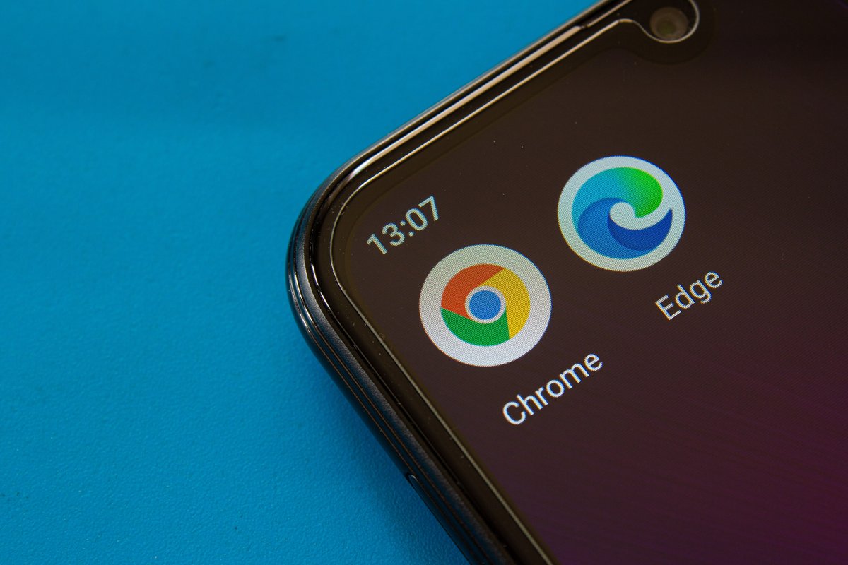 chrome edge smartphone