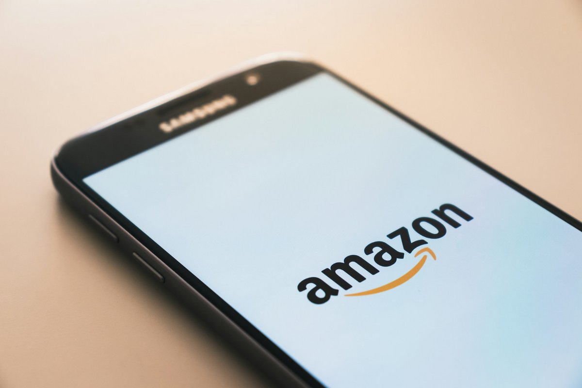 Un assitant shopping IA arrive sur Amazon © Christian Wiediger / Unsplash