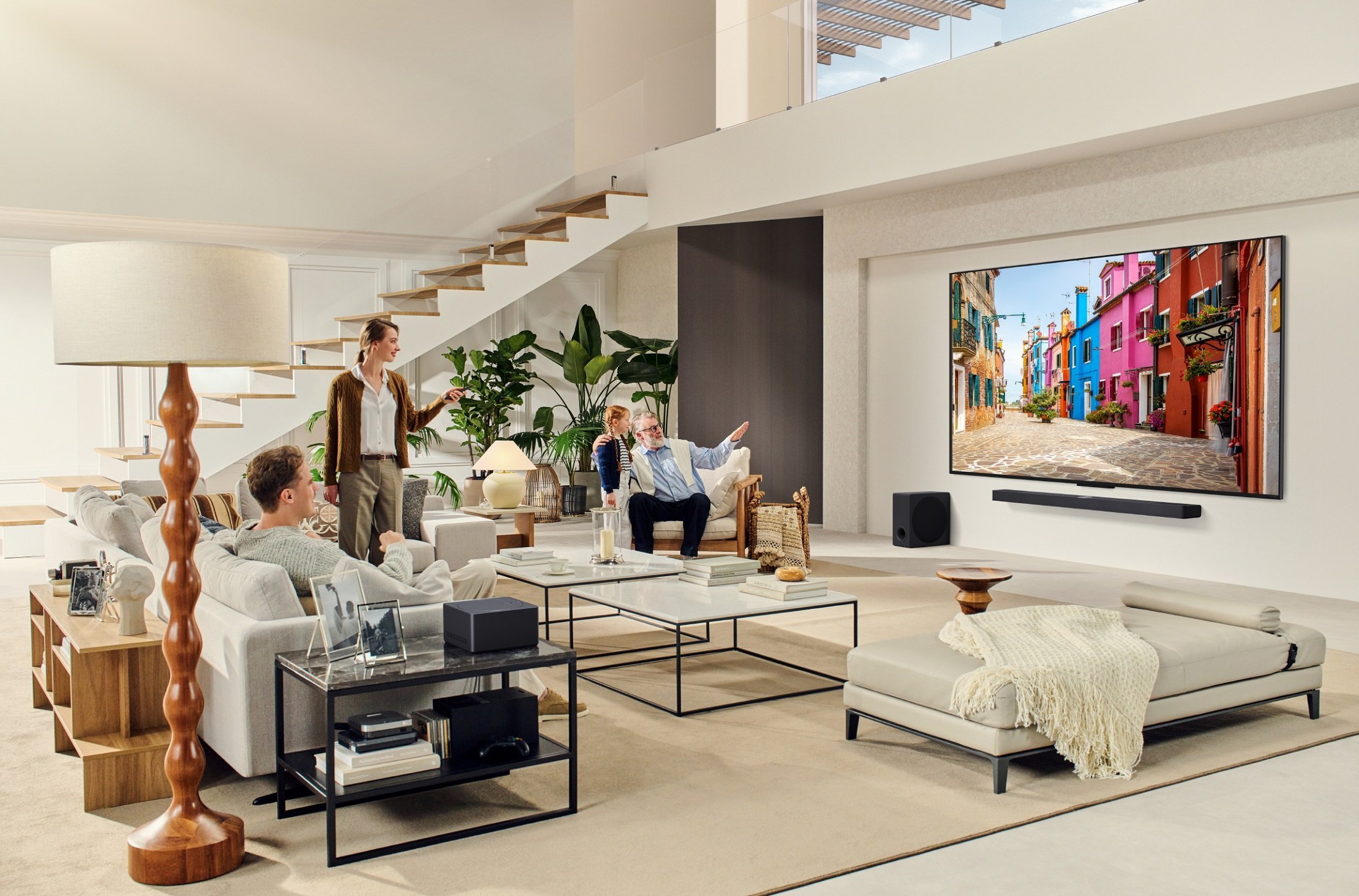 Du MiniLED, des diagonales XXL, un traitement des couleurs repensés, la série LG QNED fait preuve de larges ambitions cette année. ©LG