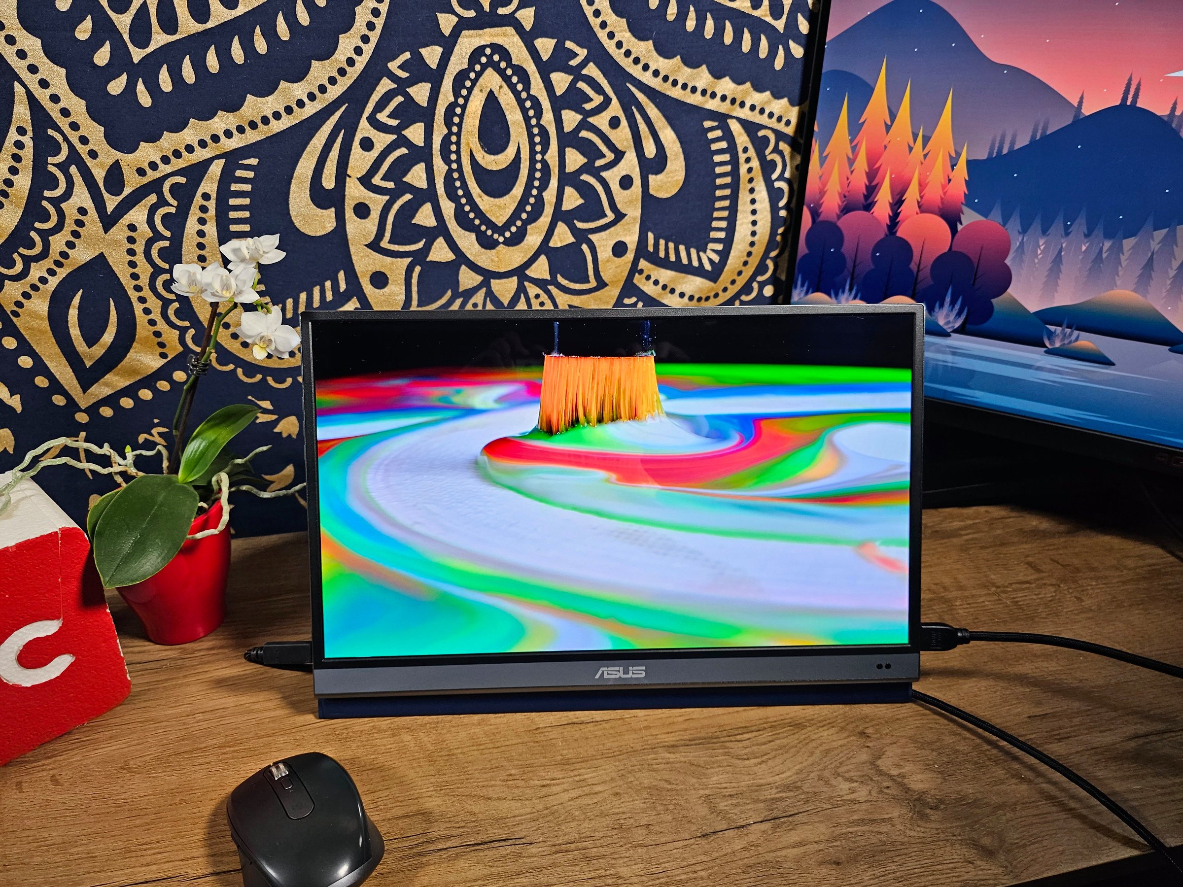 Besoin d'un écran supplémentaire pour travailler en déplacement ? Notre sélection vous aide à trouver la perle rare. © Matthieu Legouge