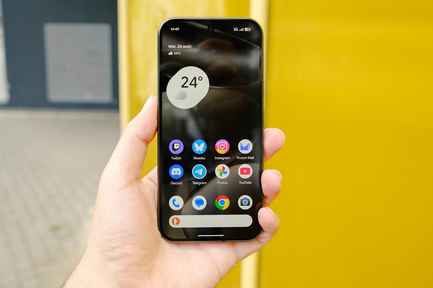 Les applications marchent à nouveau sur les Pixel 10. © Pierre Crochart pour Clubic.com