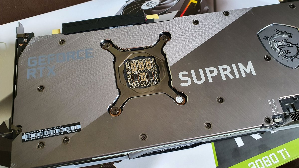 La backplate de cette Suprim X souligne le soin apporté par MSI à son produit © Nerces