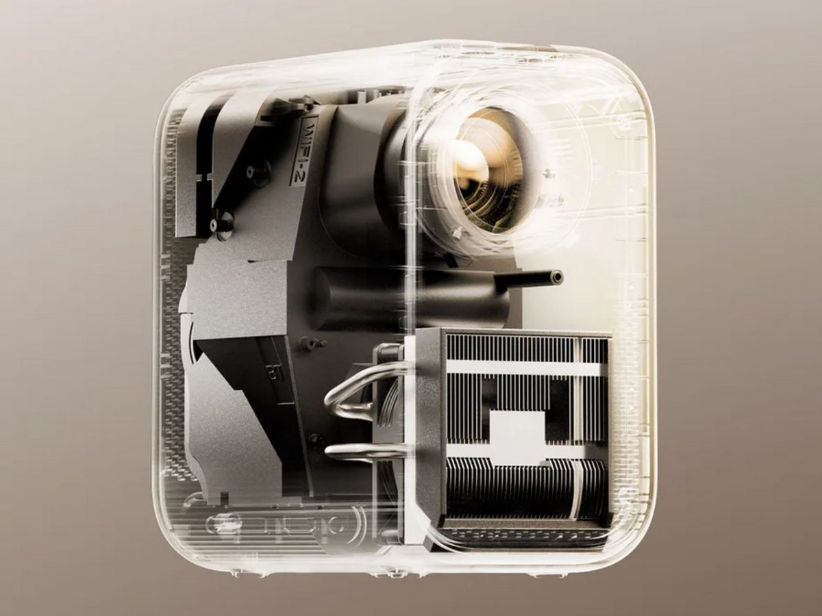 Le Page Two arrive avec une optique scellée pour éviter poussières et humidité de s'introduire. © Formovie