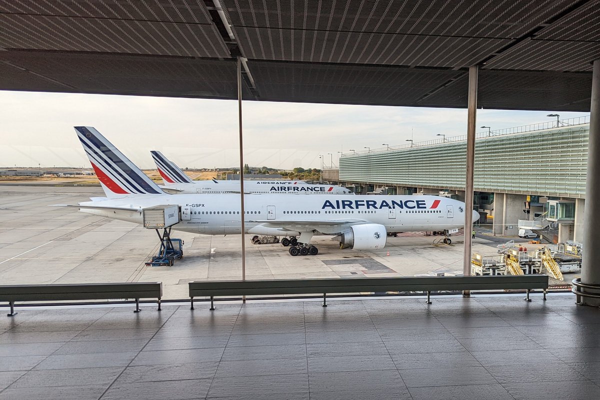 Un avion de la compagnie Air France, à l'aéroport Charles de Gaulle © Alexandre Boero / Clubic