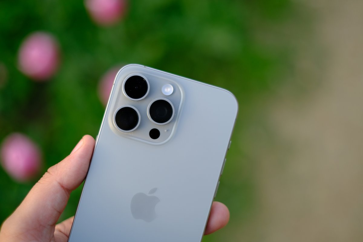 L'iPhone 16 va bientôt venir succéder à l'iPhone 15 © Ravi_Sharma1030 / Shutterstock