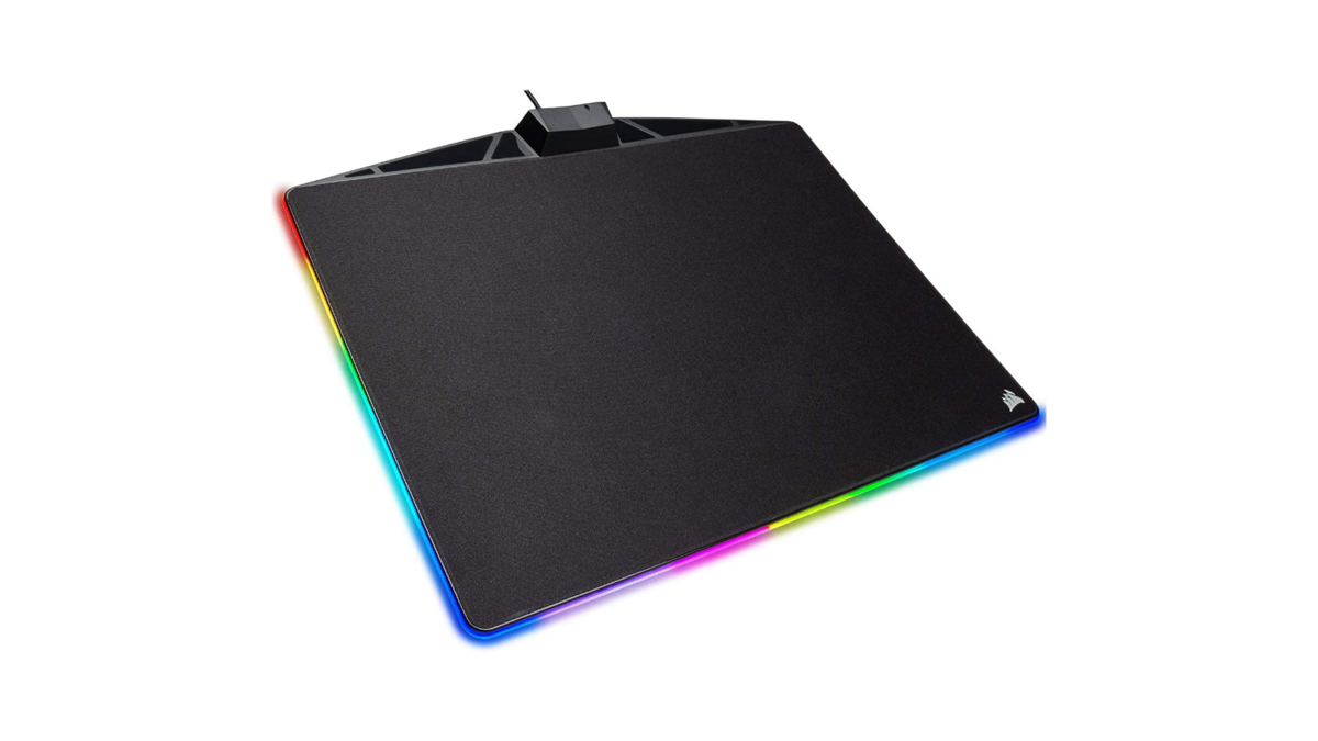 Le tapis de souris Corsair MM800C RGB Polaris