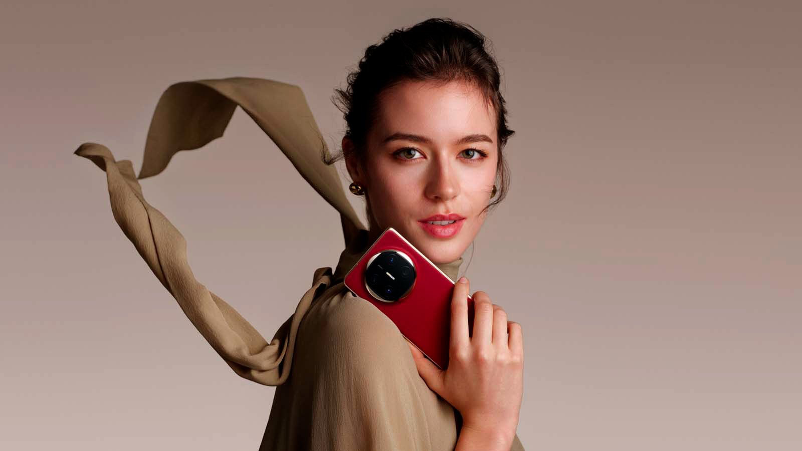 Le HUAWEI Mate X6 possède quatre capteurs à l'arrière @HUAWEI