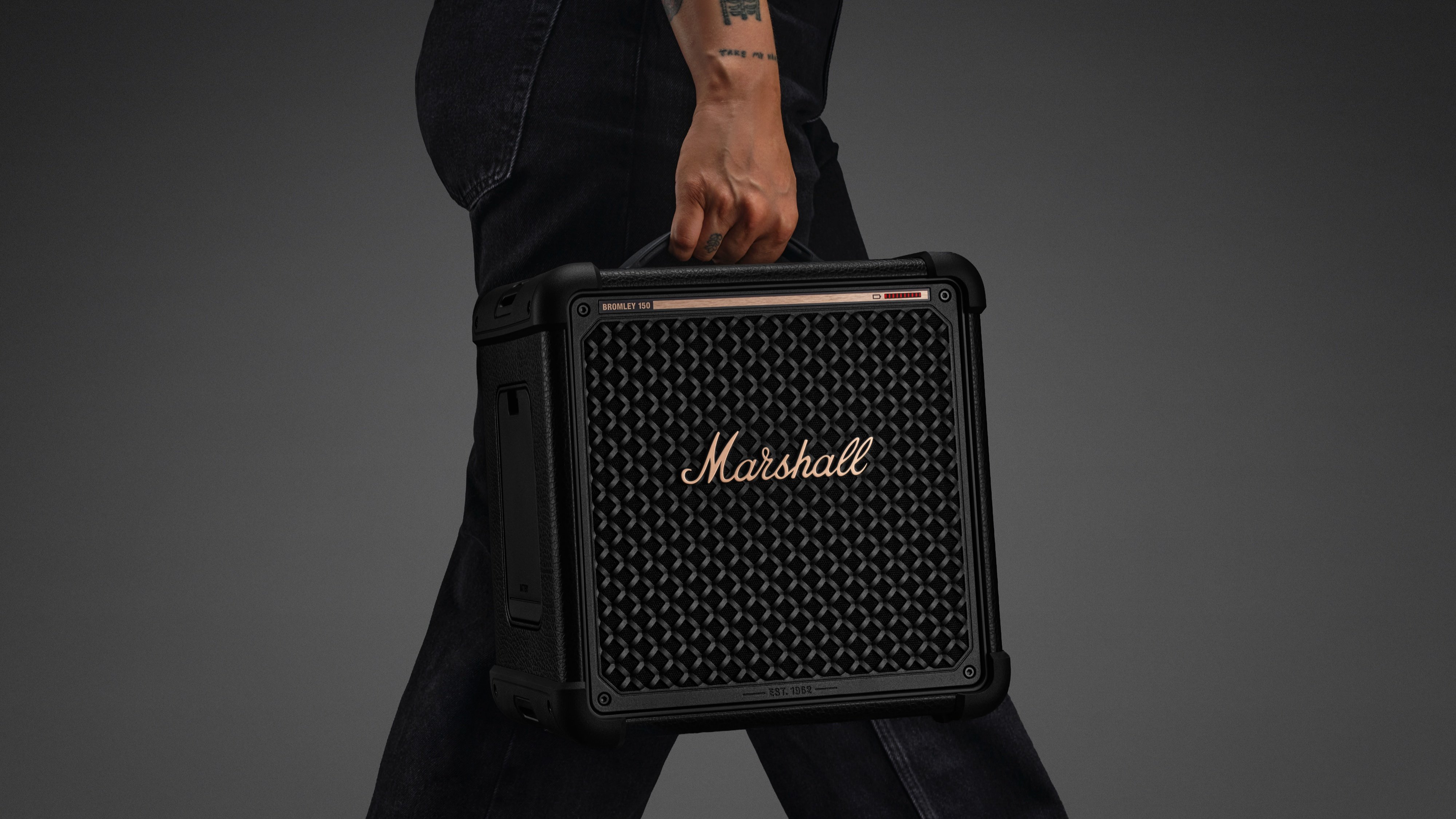 © Marshall
