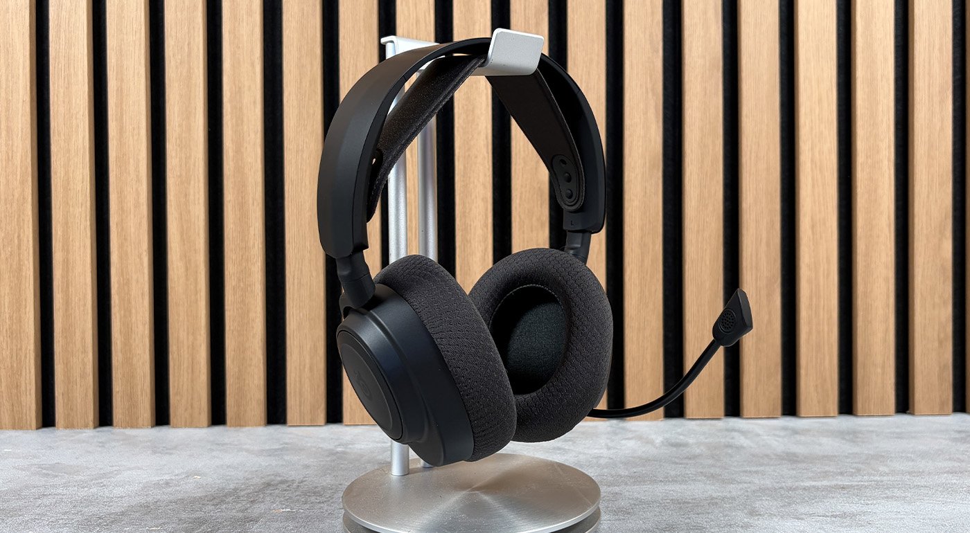 Le Arctis Nova 7 Wireless Gen 2 change peu par rapport à son prédécesseur. ©Charles Gouin-Peyrot pour Clubic