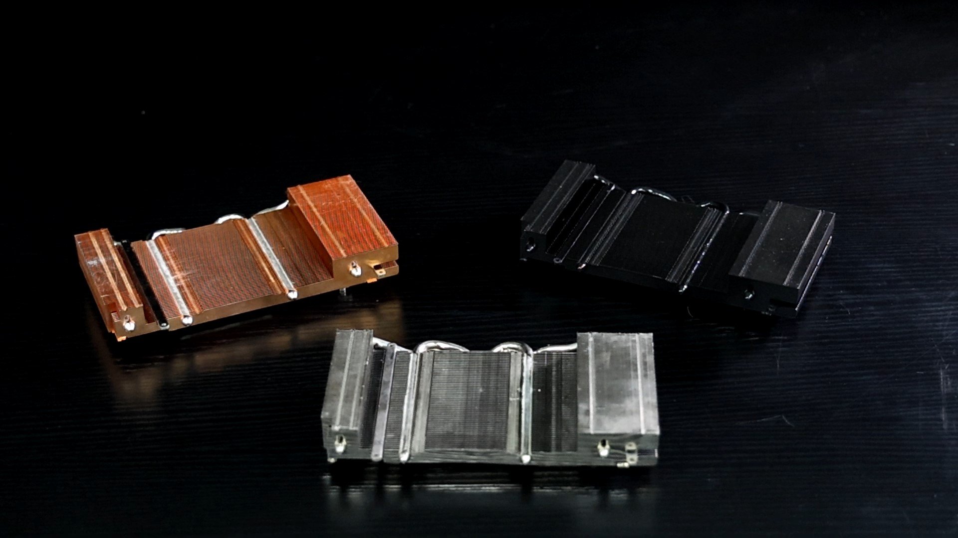 Zephyr a testé trois types de dissipateur : cuivre, graphène et aluminium. ©Zephyr