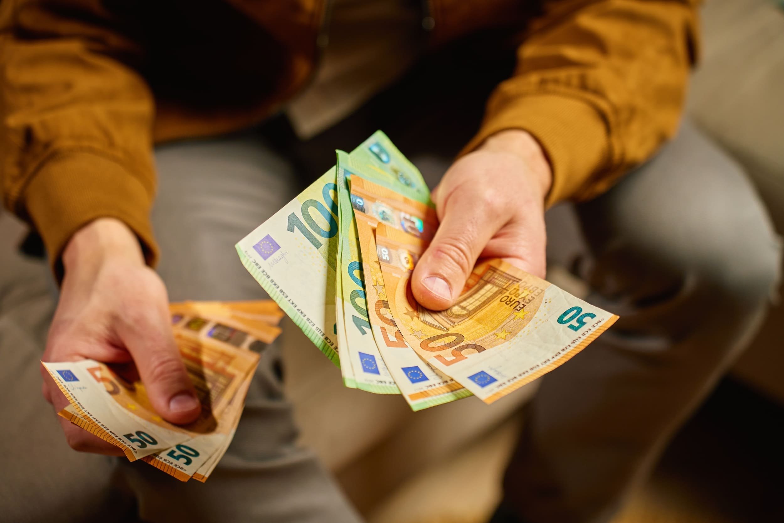 Obtenir un découvert bancaire pourrait devenir un parcours du combattant pour de nombreux français à partir de l'année prochaine © Lazy_Bear / Shutterstock