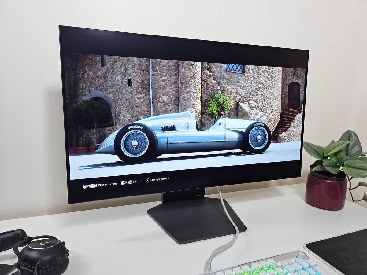 Test LG UltraGear OLED 32GS95UE-B