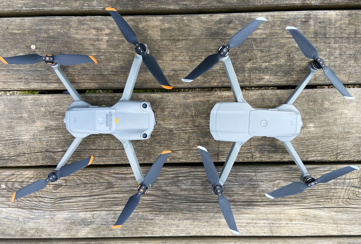 À gauche : DJI Air 2S | À droite : DJI Mavic AIr 2 © Pierre-Edouard Laurent pour Clubic