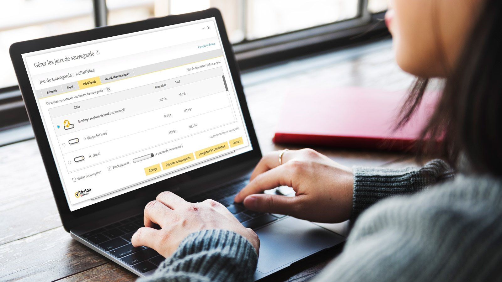 Faites le choix de Norton 360 Deluxe pour votre cybersécurité ! 
