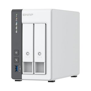 QNAP TS-216G