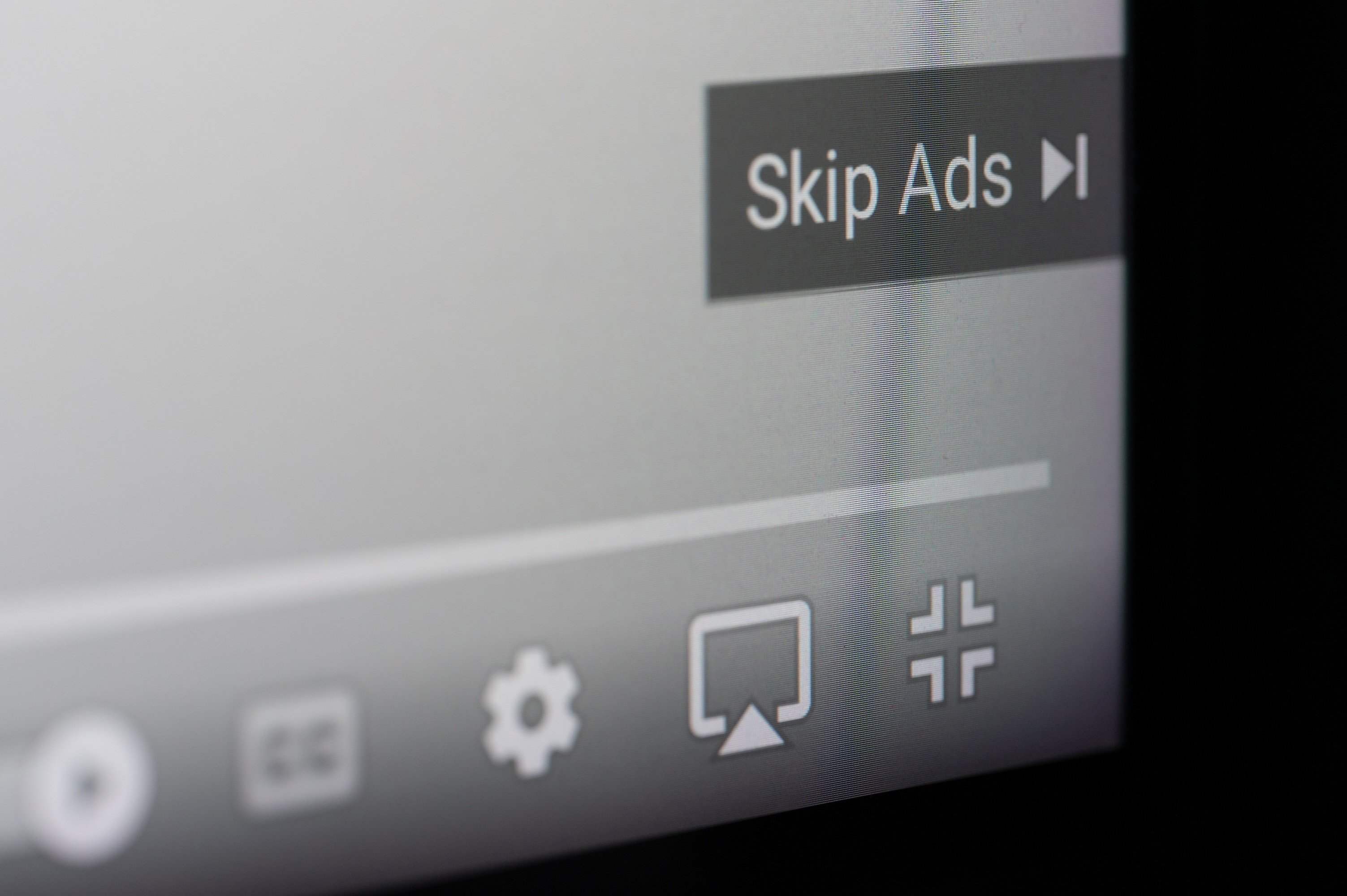 Les pubs se multiplient sur Youtube... à moins que vous ne souscriviez à un abonnement Premium © PixieMe / Shutterstock