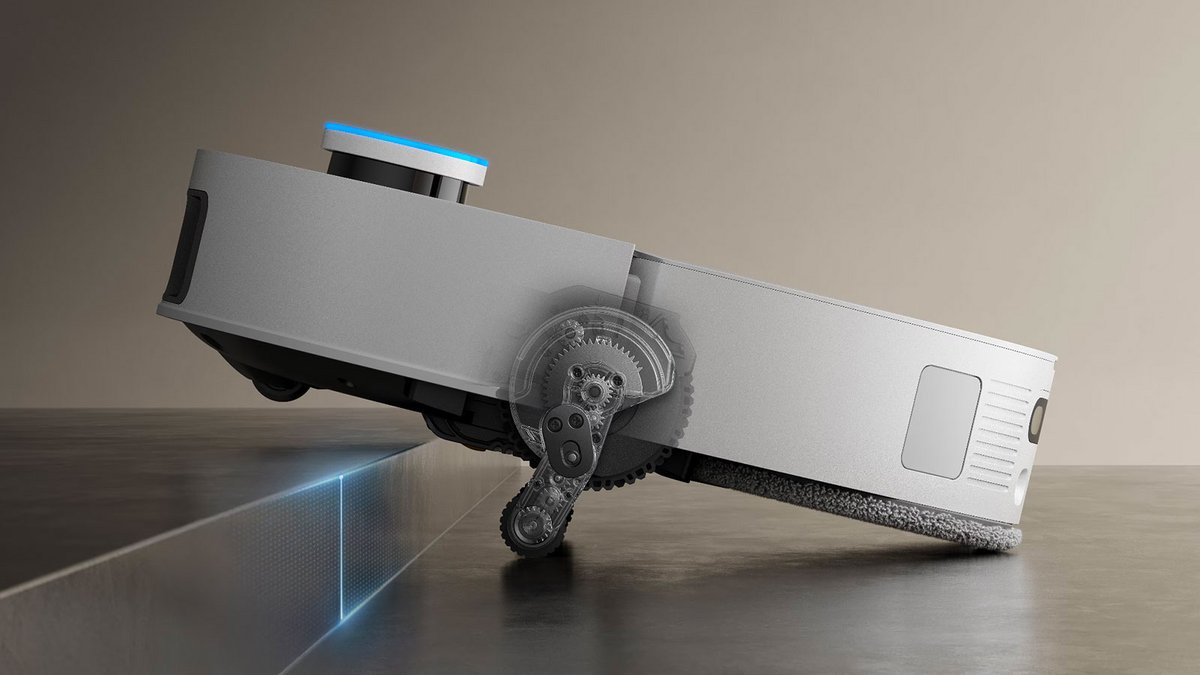 Avec sa serpillière extensible, sa navigation VersaLift et ses bras ProLeap, le X50 Ultra nettoie en profondeur, franchit les seuils et se faufile partout. ©Dreame