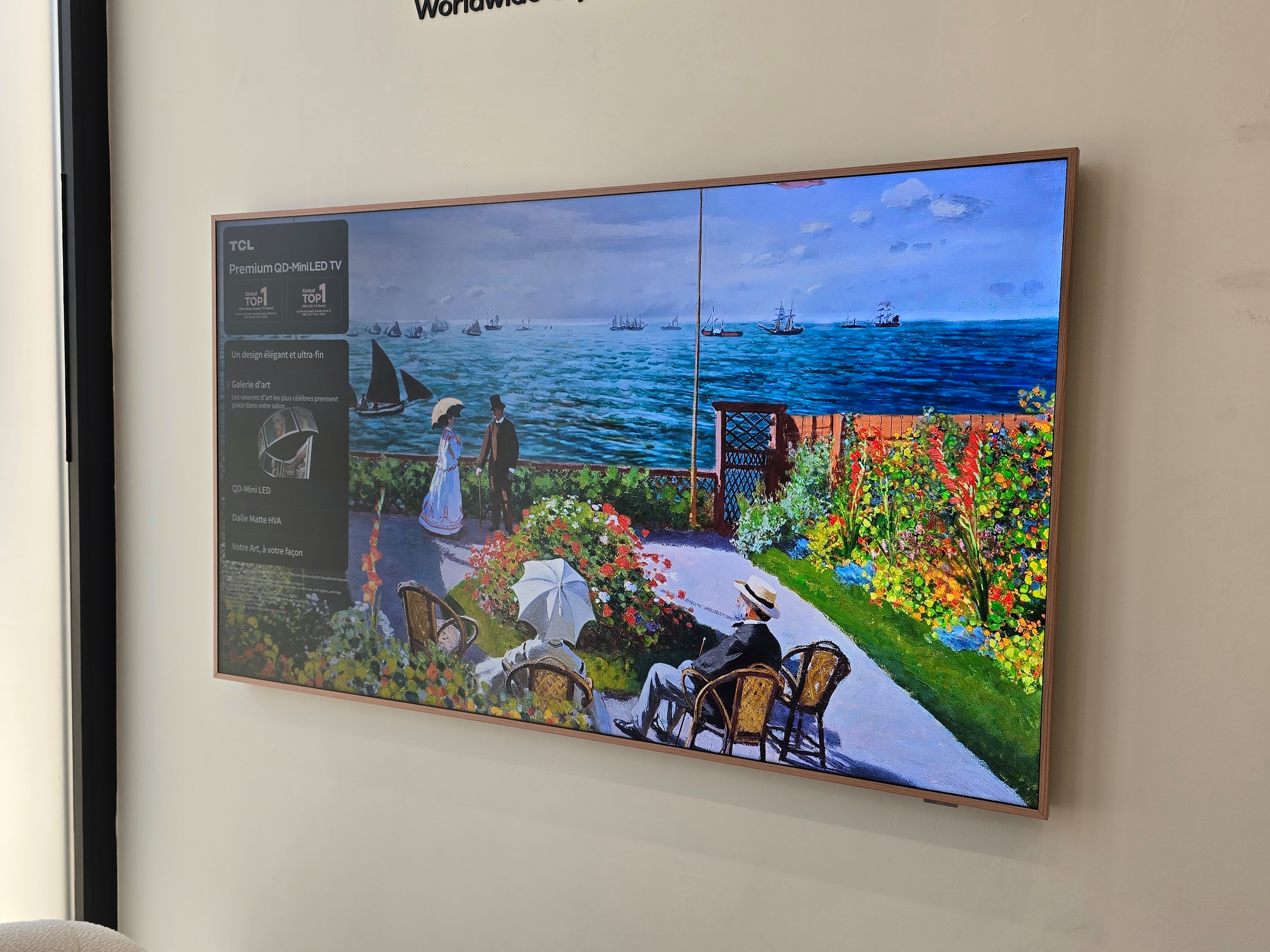 Le NXTVISION A400 Pro et sa dalle mate. © Matthieu Legouge