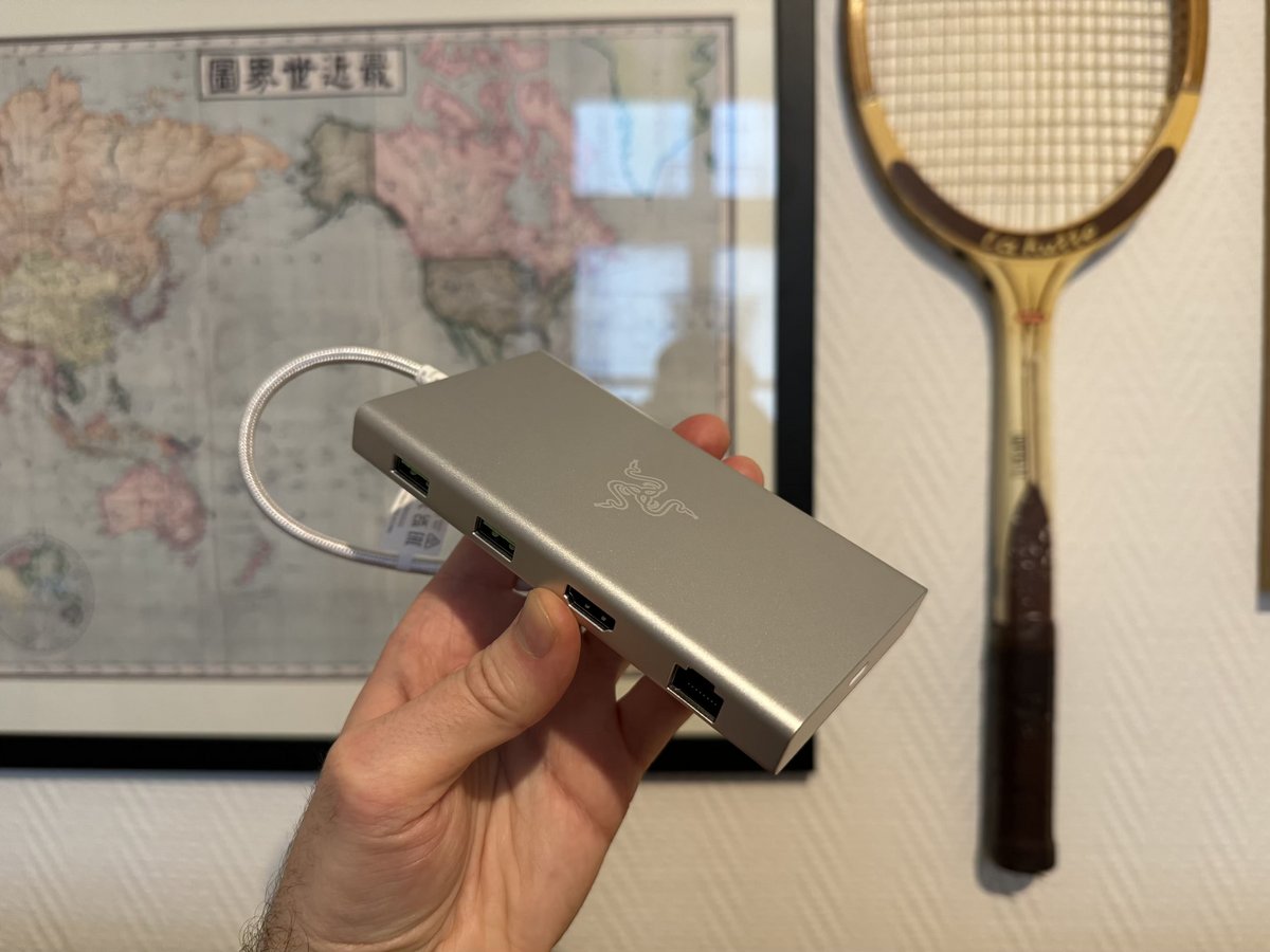 Les connectiques du Blade 14 sont suffisantes, mais si vous avez besoin de plus, le Razer USB-C Dock existe // © Nathan Le Gohlisse pour Clubic