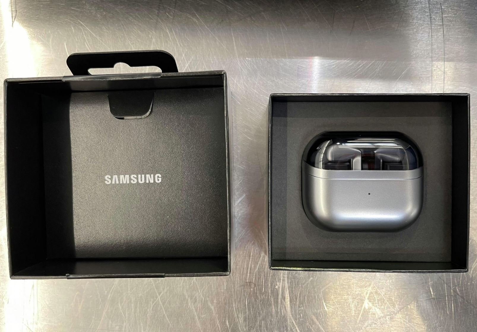 Les nouveaux écouteurs Galaxy Buds 3 devraient être officialisés lors de la conférence Galaxy Unpacked du 10 juillet © Ice Universe