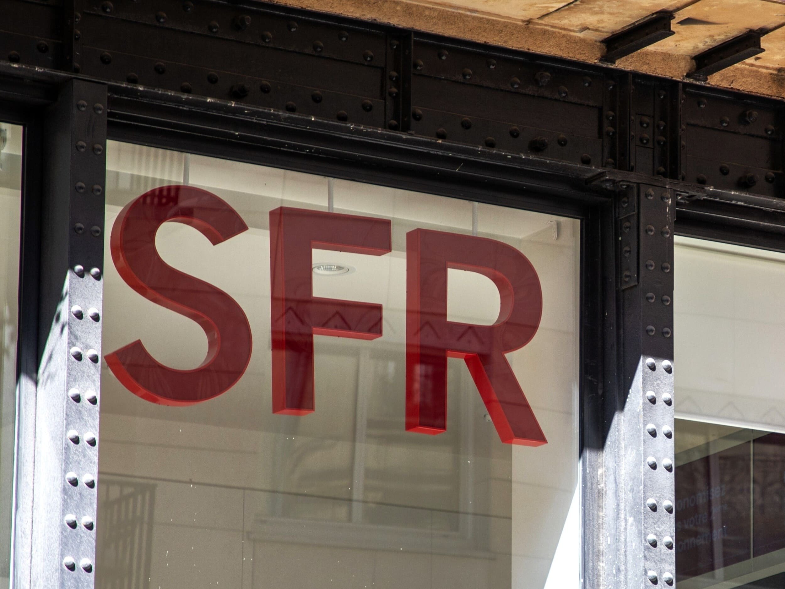 SFR, en vente, est forcément très convoité © sylv1rob1 / Shutterstock.com