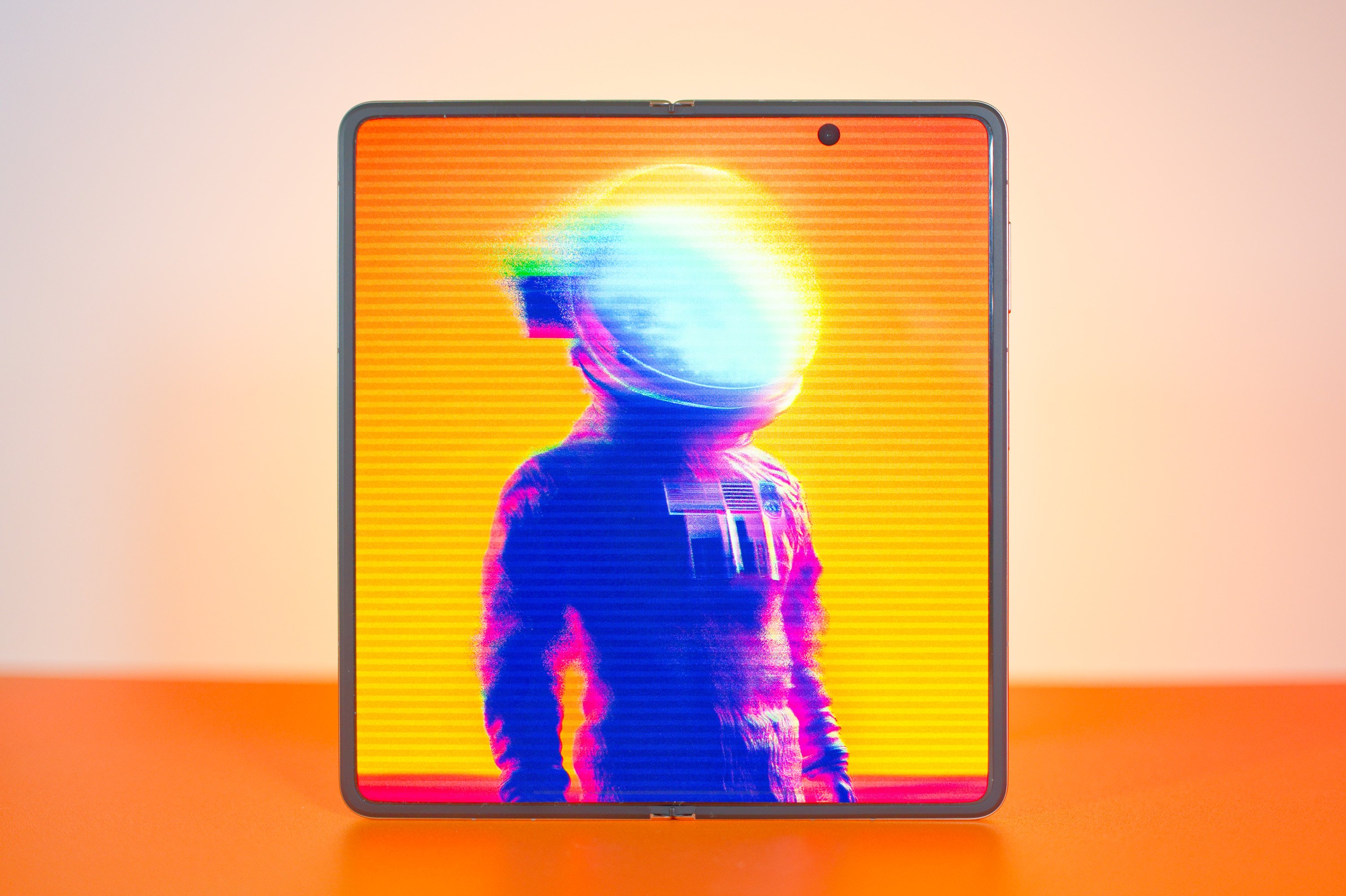 La pliure de l'écran du Magic V5 n'ewt plus visible en utilisation normale © Marc Mitrani pour Clubic