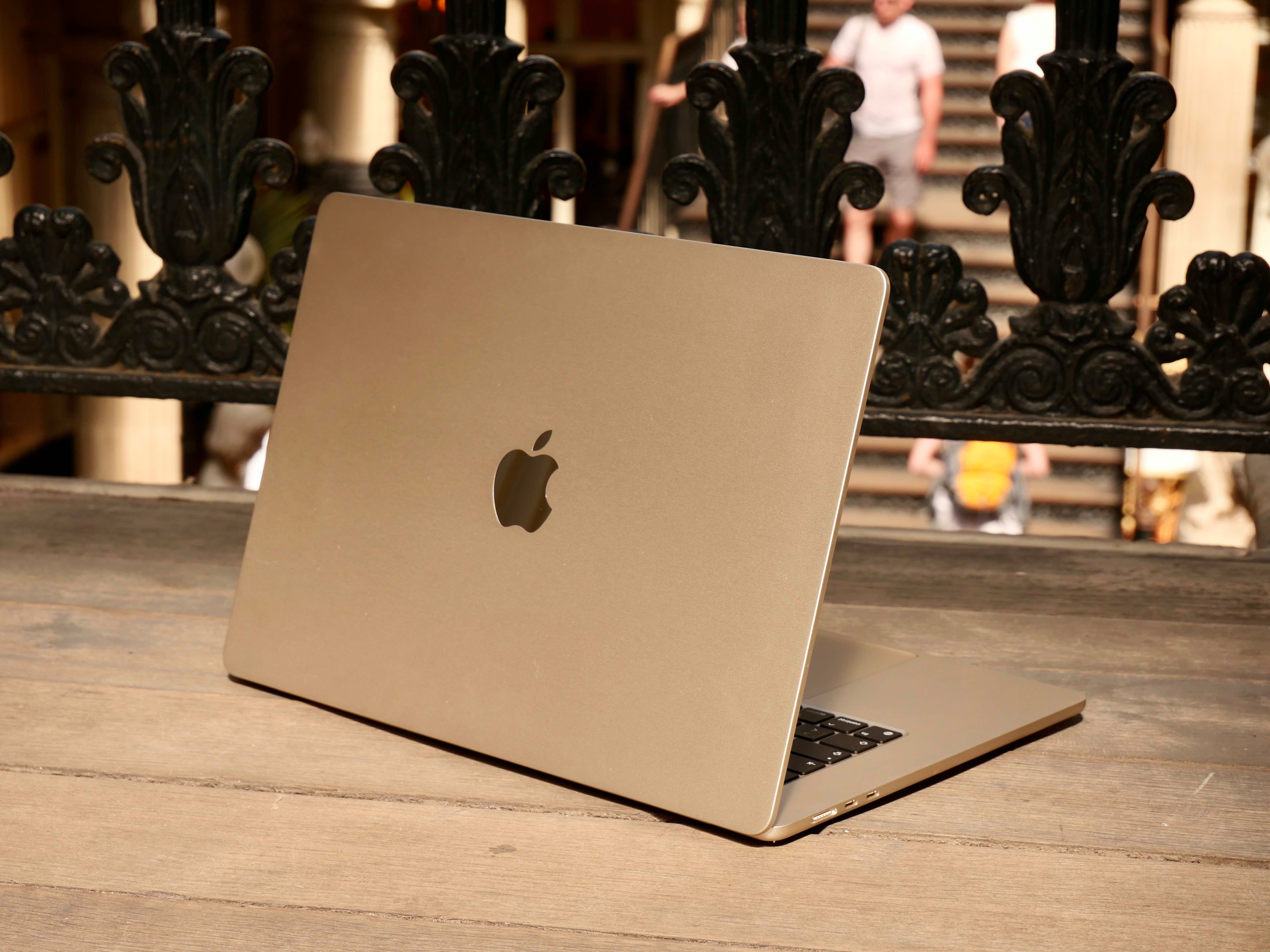 L'Apple MacBook Air 15, pour illustration // © Nathan Le Gohlisse pour Clubic