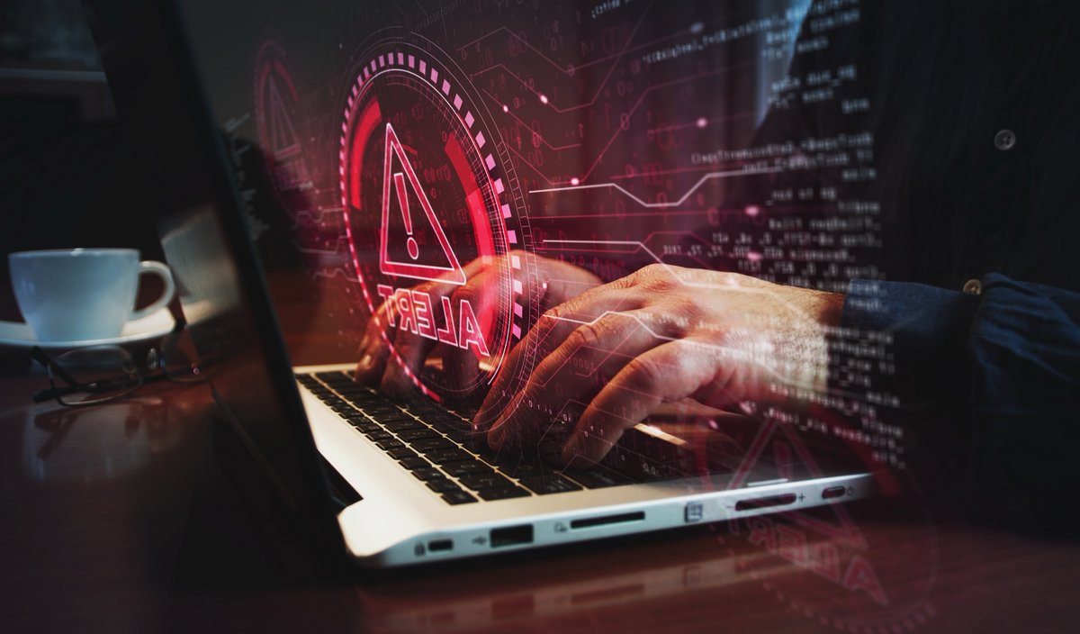 Windows 10 et 11, la CISA met en garde contre une faille de sécurité exploitée dans des attaques. © Skorzewiak / Shutterstock