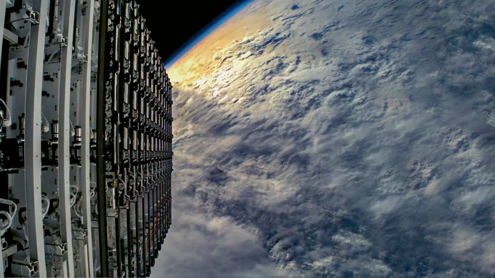 Le largage de satellites Starlink en orbite. ©SpaceX