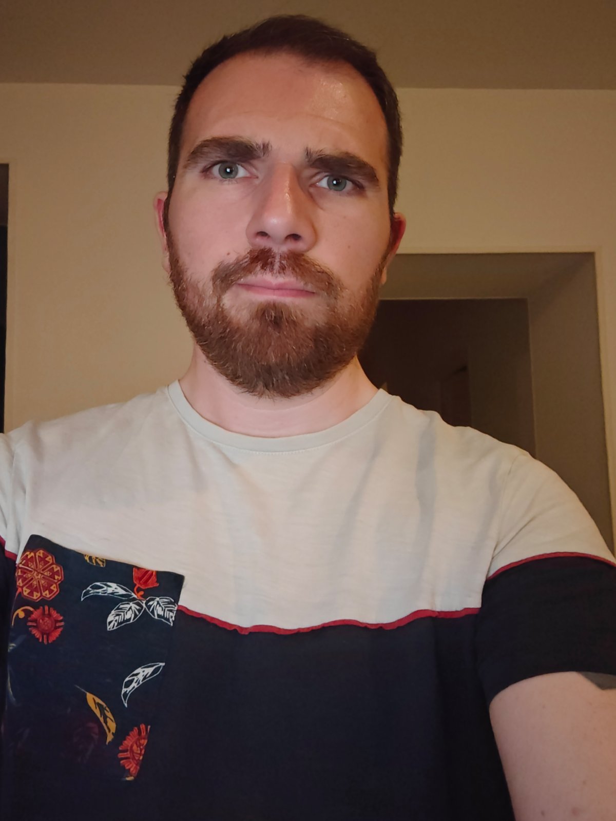 OnePlus Pad 3 selfie nuit