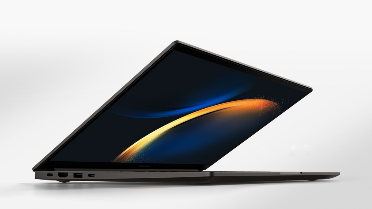 Le Samsung Galaxy Book3, un PC portable avec un Intel Core i5 et 8 Go de RAM