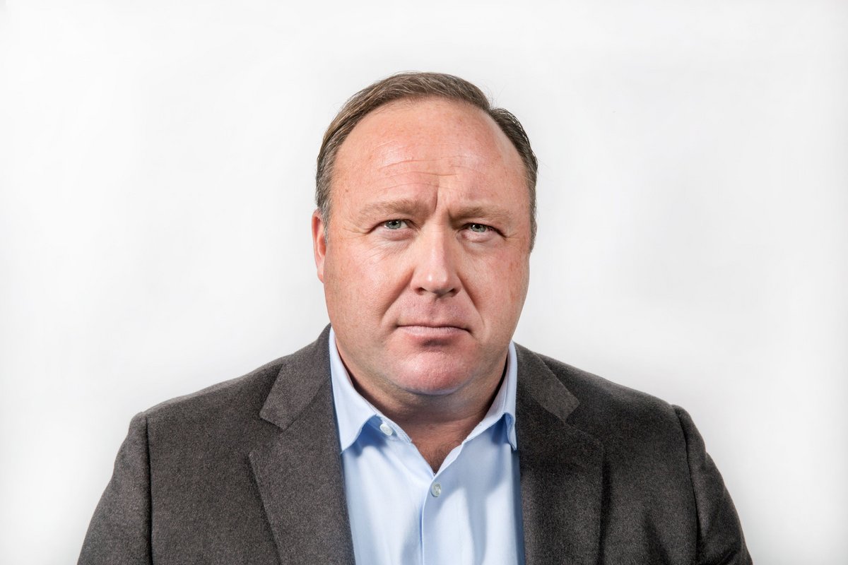 L'influenceur Alex Jones © Wikimedia Commons