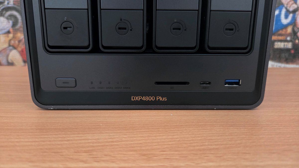 UGREEN NAS DXP4800 Plus
