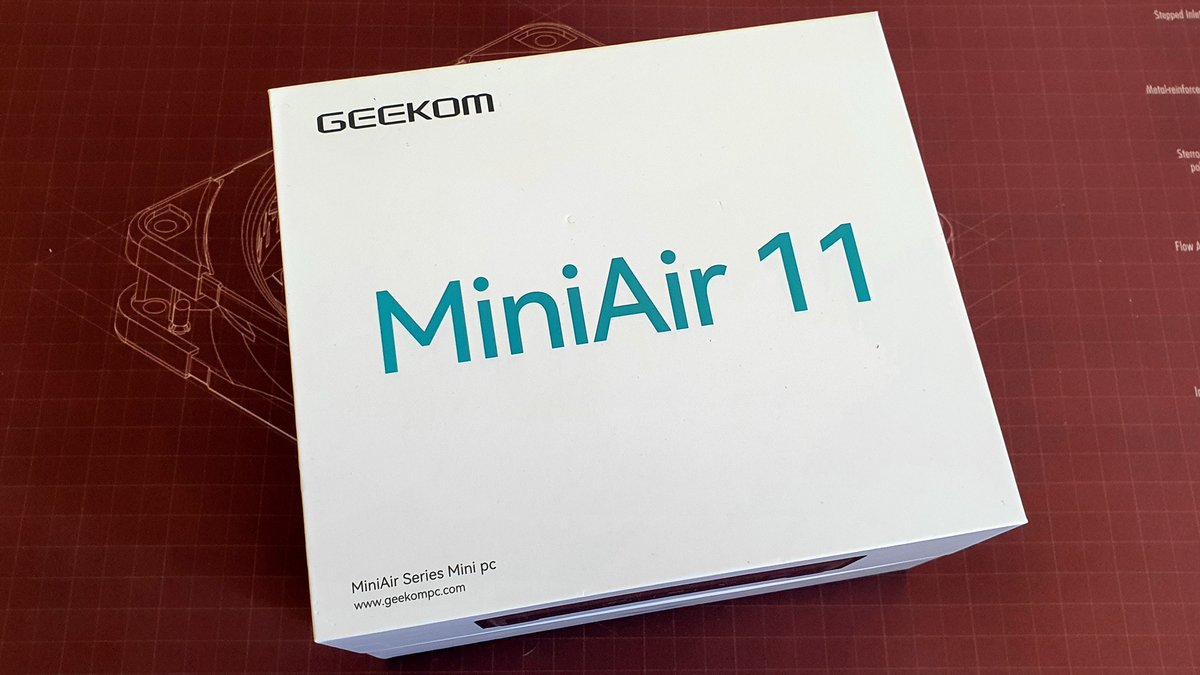 Geekom MiniAir 11