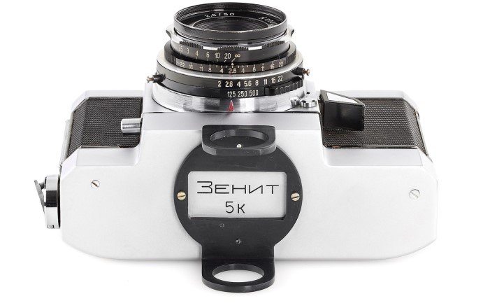 L'appareil photo Zenit 5K © Leitz Photographica
